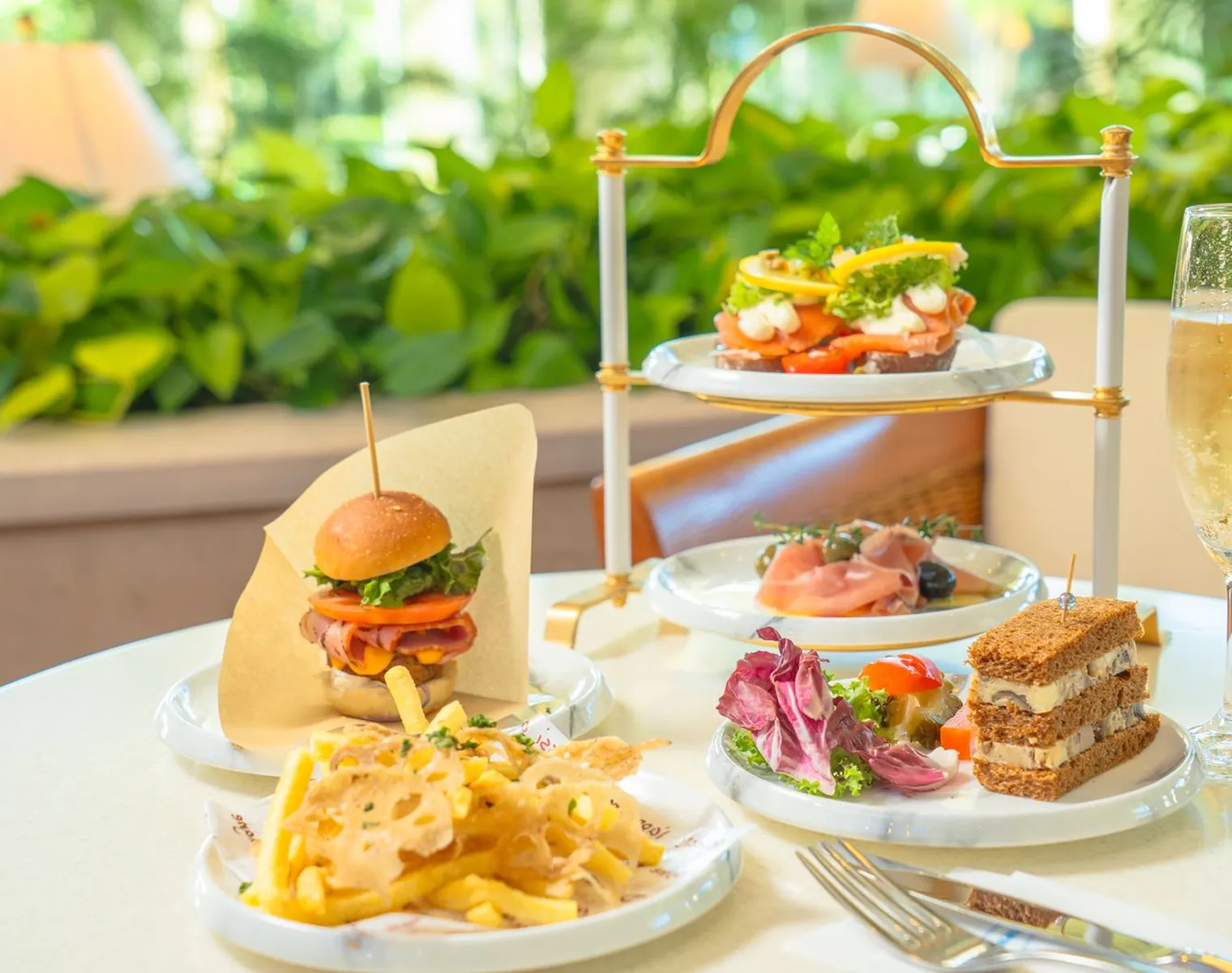 旅の一日を彩る、プレミアムなひととき。