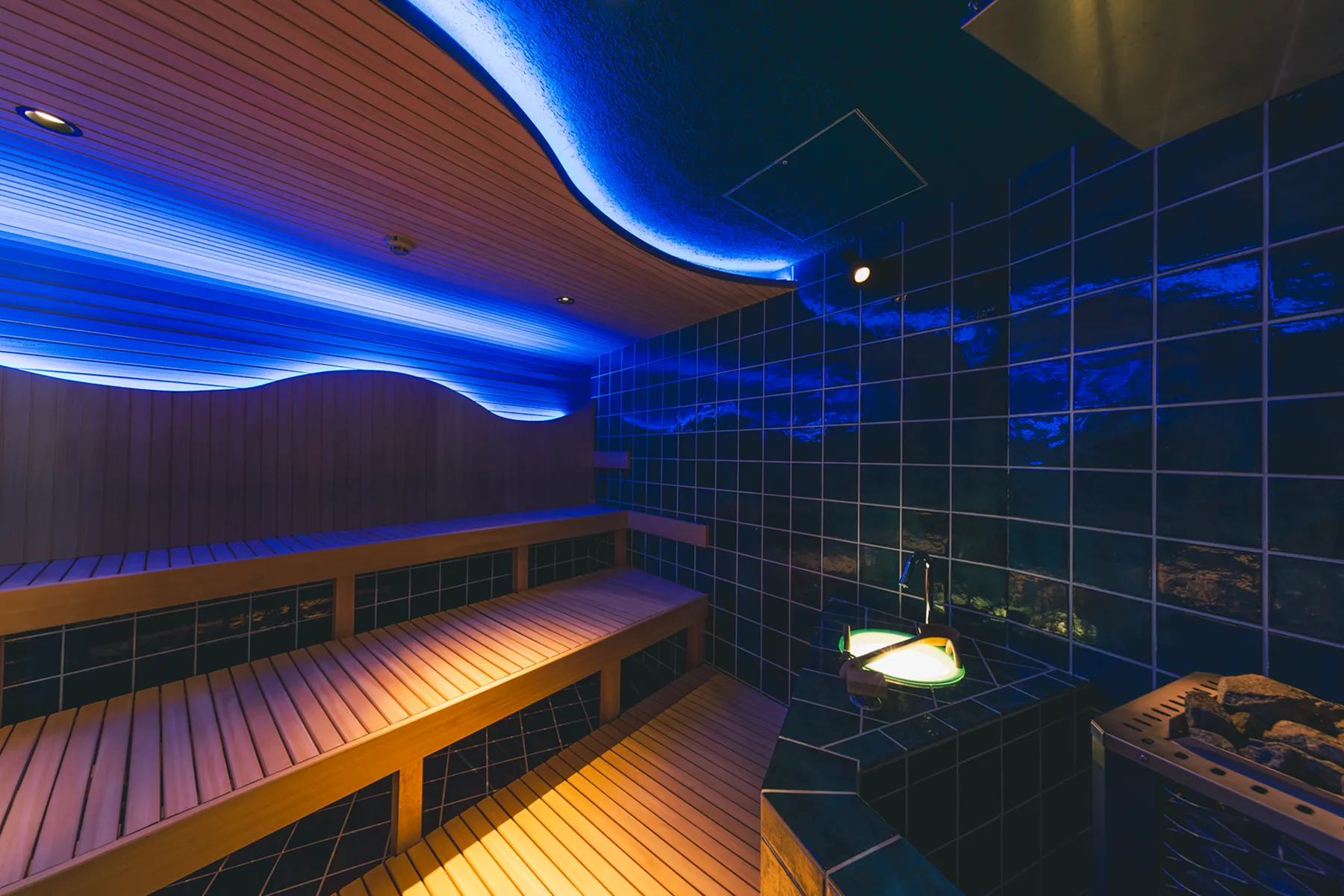 インドアサウナ・スパ